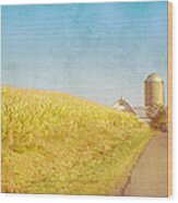 Golden Yellow Cornfield And Barn With Blue Sky Wood Print