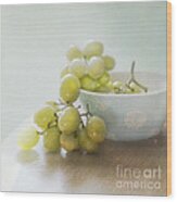 Green Grapes Wood Print