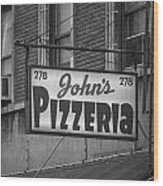 John's Pizzeria In Nyc Wood Print