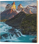 Los Cuernos Majesty Wood Print