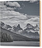 Maligne Lake - Jasper - Black And White Wood Print