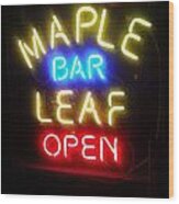 Maple Leaf Bar Wood Print