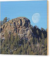 Mountain Moonset Wood Print