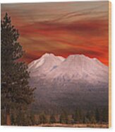 Mt Shasta Fire In The Sky Wood Print