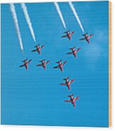 Red Arrows Airshow - Aircrafts Flying In Formation Wood Print