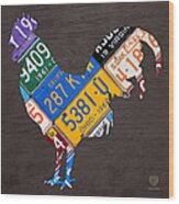 Rooster Recycled License Plate Art On Gray Wood Wood Print