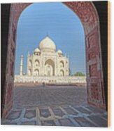 Taj Mahal As Seen From Adjacent Mosque Wood Print