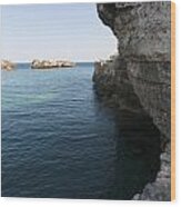 Minorca South Coast Rocks In Alcafar Beach Rounded With A Turquoise Mediterranean Sea - White Rocks Wood Print