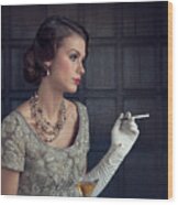 Beautiful 1930s Woman With Cocktail And Cigarette Wood Print