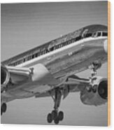 Boeing Landing 17r Dfw Wood Print