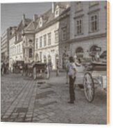 Carriages Back To Stephanplatz Wood Print