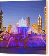 Chicago Skyline At Night With Buckingham Fountain Wood Print