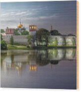 Day To Night At Novodevichy Convent Wood Print