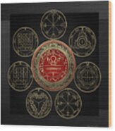 Gold Seal Of Solomon Over Seven Pentacles Of Saturn On Black Canvas Wood Print