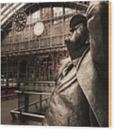 John Betjeman And Dent Clockat St Pancras Railway Station Wood Print