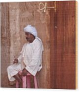 Keymaster Of Abu Simbel Wood Print