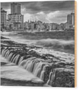 Malecon De Seda Wood Print