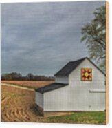 Quilt Barn And Field Wood Print