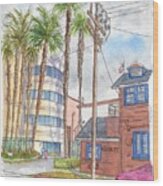 Raleigh Studios In Hollywood, California Wood Print