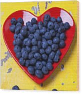 Red heart plate with blueberries Wood Print