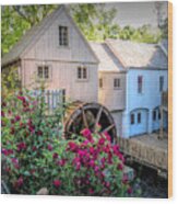 Roses At The Plimoth Grist Mill Wood Print