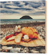 Seaside Picnic Wood Print