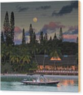 South Pacific Moonrise Wood Print