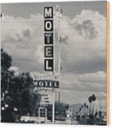 Starlite Motel, Arizona Wood Print