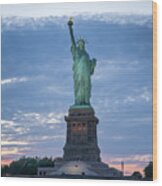 Statue Of Liberty - Sunset Wood Print