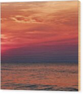 Sunrise Over The Horizon On Myrtle Beach Wood Print