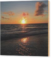 Sunset At Anna Maria Island Wood Print