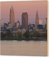 Supermoon Over Cleveland Wood Print