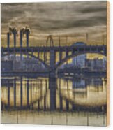 The Mood Through The Third Avenue Bridge Wood Print