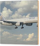 United Airlines Boeing 757 Wood Print