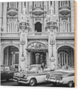 Vintage Cars And The Grand Theatre Havana Cuba Bw Wood Print