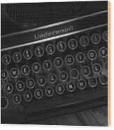 Vintage Underwood Typewriter Black And White Wood Print