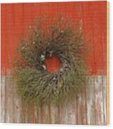 Wreath On The Barn Wood Print