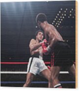 Boxers Muhammad Ali And Leon Spinks #1 Wood Print