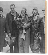 Amelia Earhart Arrives In Southampton Wood Print