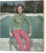 Bacall By The Pool Wood Print
