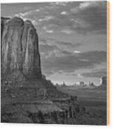 Buttes, Monument Valley Wood Print