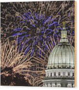 Fireworks At The Capitol Wood Print