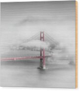 Foggy Golden Gate Bridge - Colorkey Wood Print