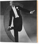 Fred Astaire Dancing In The Studio Wood Print