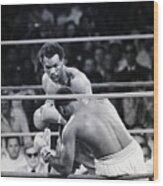 George Foreman Punching Joe Frazier Wood Print