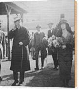 Lord Carnarvon And Daughter Arriving Wood Print