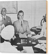 Lord Mountbatten Meets With Indian Wood Print