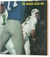 New York Jets Qb Joe Namath, 1969 Chicago Tribune Charities Sports Illustrated Cover Wood Print