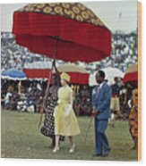 Queen Elizabeth Ii Visiting Ghana Wood Print