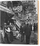 Shoppers Sopping On City Street Wood Print